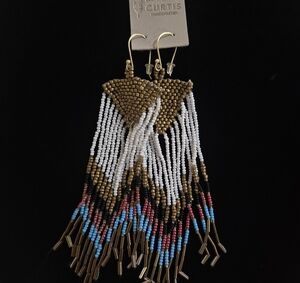 Noya Earrings by Leslie Curtis